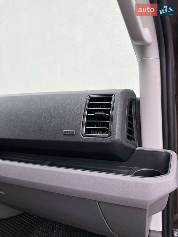 Вантажний фургон Volkswagen Crafter 2022 в Луцьку