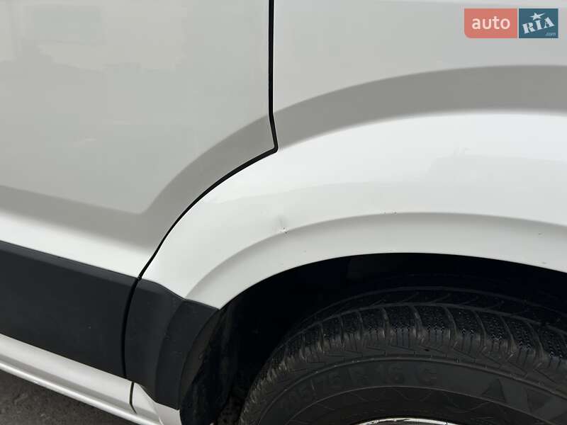 Вантажний фургон Volkswagen Crafter 2018 в Рівному