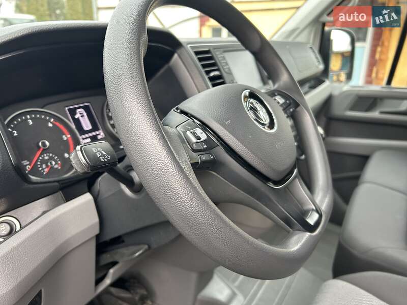 Вантажний фургон Volkswagen Crafter 2018 в Рівному