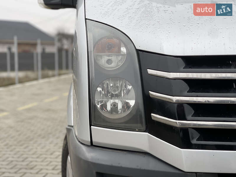 Вантажний фургон Volkswagen Crafter 2016 в Нововолинську