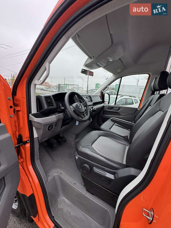 Вантажопасажирський фургон Volkswagen Crafter 2018 в Києві