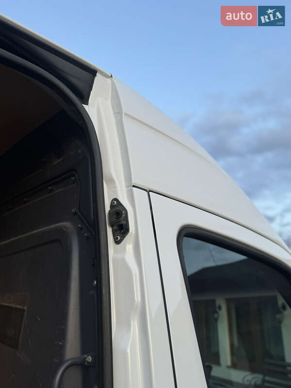 Вантажний фургон Volkswagen Crafter 2012 в Іршаві фото 13 Вантажний фургон Volkswagen Crafter 2012 в Іршаві