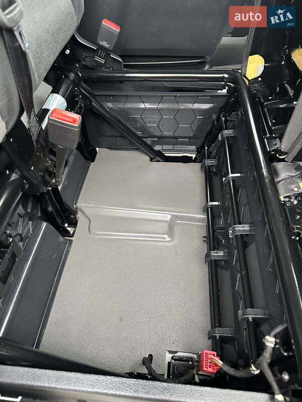 Грузопассажирский фургон Volkswagen Crafter 2020 в Дубно фото 87 Грузопассажирский фургон Volkswagen Crafter 2020 в Дубно