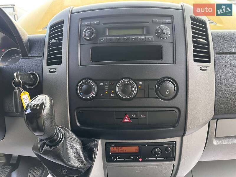 Борт Volkswagen Crafter 2012 в Рівному