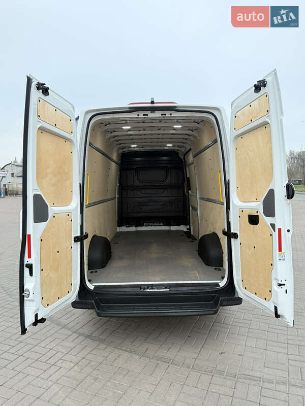 Грузовой фургон Volkswagen Crafter 2021 в Киеве фото 102 Грузовой фургон Volkswagen Crafter 2021 в Киеве
