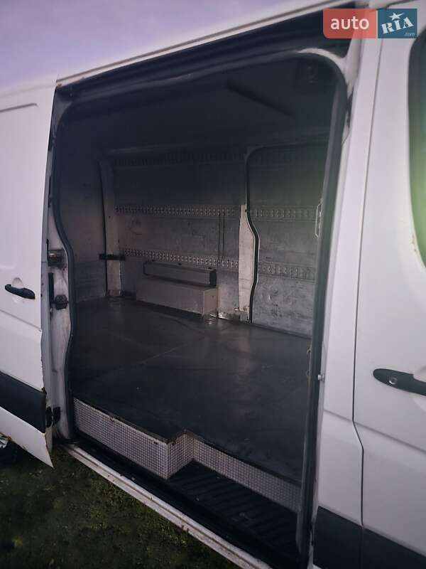 Грузовой фургон Volkswagen Crafter 2008 в Хмельницком