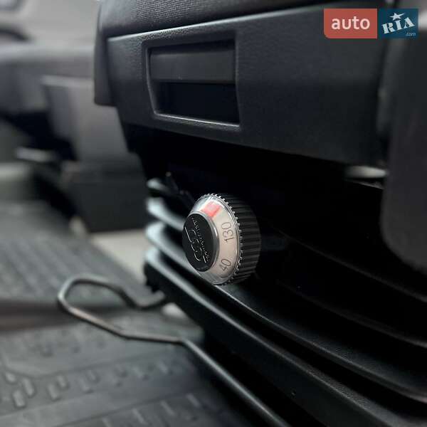 Вантажний фургон Volkswagen Crafter 2018 в Києві