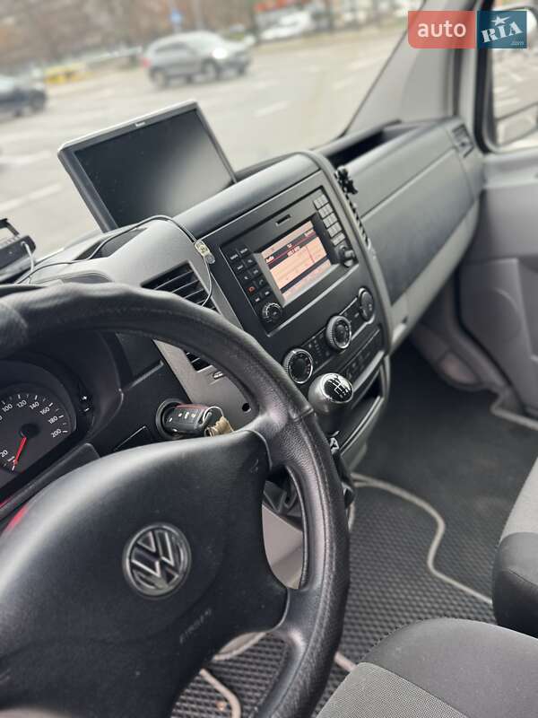 Микроавтобус Volkswagen Crafter 2015 в Киеве