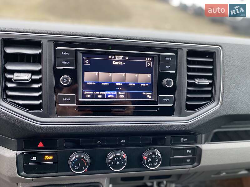 Вантажний фургон Volkswagen Crafter 2022 в Мукачевому