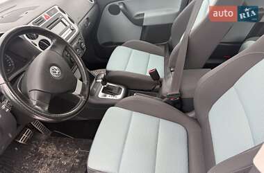 Хэтчбек Volkswagen Cross Golf Plus 2008 в Староконстантинове