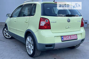 Хэтчбек Volkswagen Cross Polo 2005 в Дрогобыче