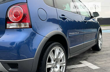 Хетчбек Volkswagen Cross Polo 2008 в Луцьку