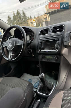 Хэтчбек Volkswagen Cross Polo 2012 в 