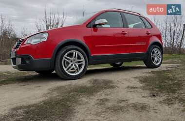 Хэтчбек Volkswagen Cross Polo 2008 в 