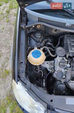 Хетчбек Volkswagen Cross Polo 2009 в 