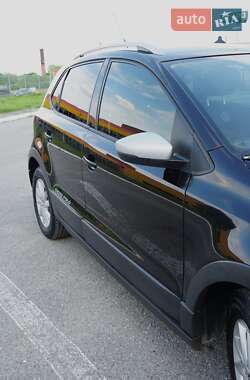 Хэтчбек Volkswagen Cross Polo 2011 в 