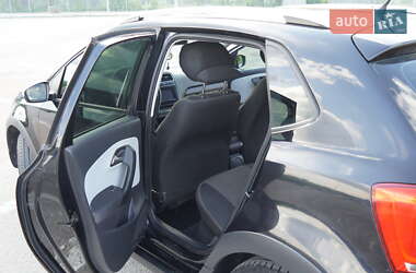Хэтчбек Volkswagen Cross Polo 2011 в 