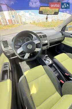 Хэтчбек Volkswagen Cross Polo 2007 в 