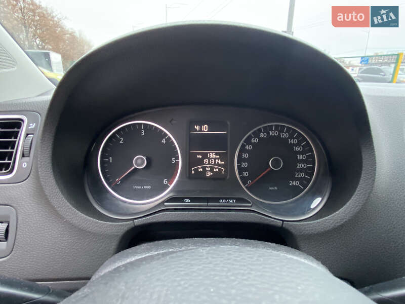 Хэтчбек Volkswagen Cross Polo 2012 в Киеве