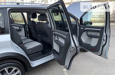 Минивэн Volkswagen Cross Touran 2015 в 