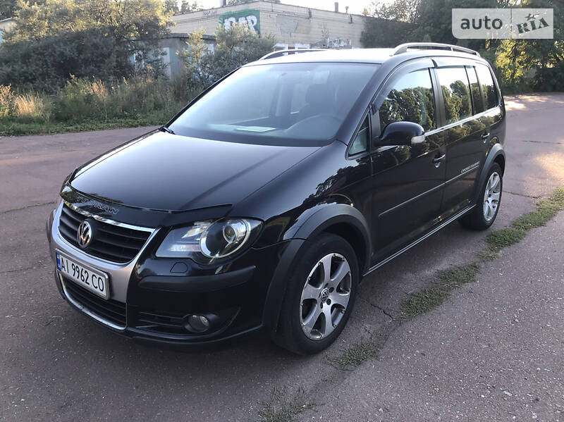 Volkswagen Cross Touran