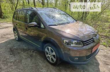 Минивэн Volkswagen Cross Touran 2010 в Киеве