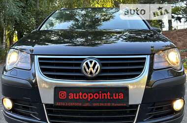 Минивэн Volkswagen Cross Touran 2009 в Белогородке