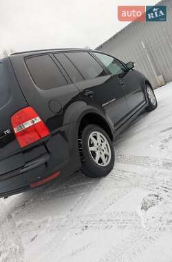 Мінівен Volkswagen Cross Touran 2008 в Києві