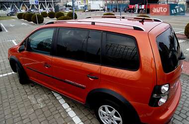 Минивэн Volkswagen Cross Touran 2008 в Львове