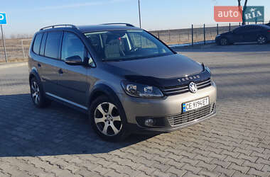 Мінівен Volkswagen Cross Touran 2011 в Хотині