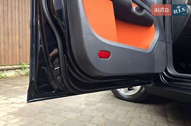 Мінівен Volkswagen Cross Touran 2008 в 