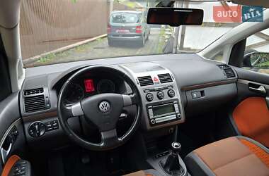 Мінівен Volkswagen Cross Touran 2008 в 