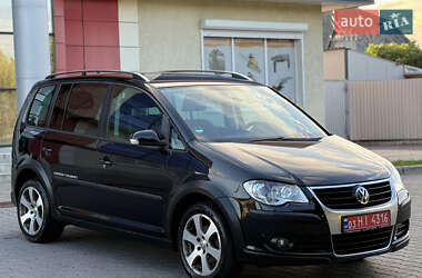 Минивэн Volkswagen Cross Touran 2008 в Староконстантинове