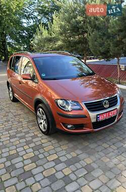 Мінівен Volkswagen Cross Touran 2008 в Луцьку