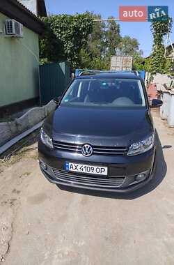 Минивэн Volkswagen Cross Touran 2010 в Харькове