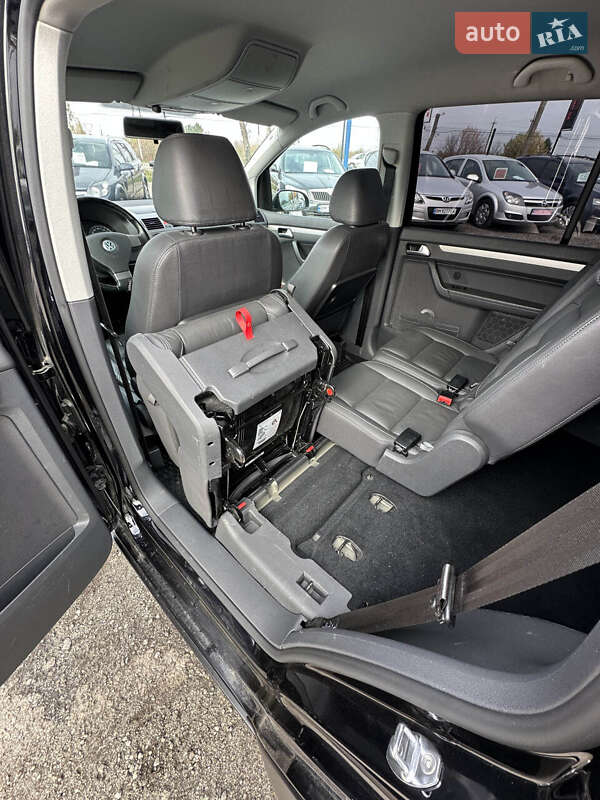 Мінівен Volkswagen Cross Touran 2009 в Білогородці