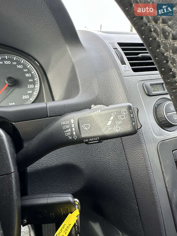 Мінівен Volkswagen Cross Touran 2009 в Білогородці