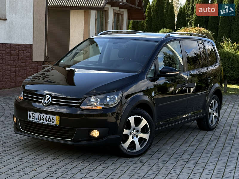 Мінівен Volkswagen Cross Touran 2011 в Самборі