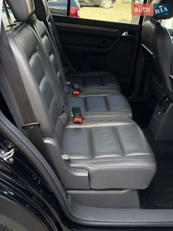 Мінівен Volkswagen Cross Touran 2011 в Самборі