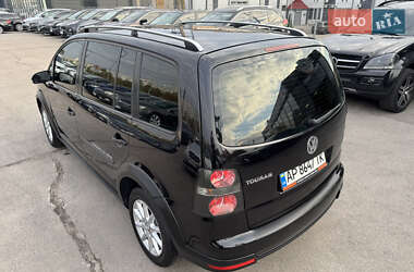 Мінівен Volkswagen Cross Touran 2007 в  фото 17 Мінівен Volkswagen Cross Touran 2007 в