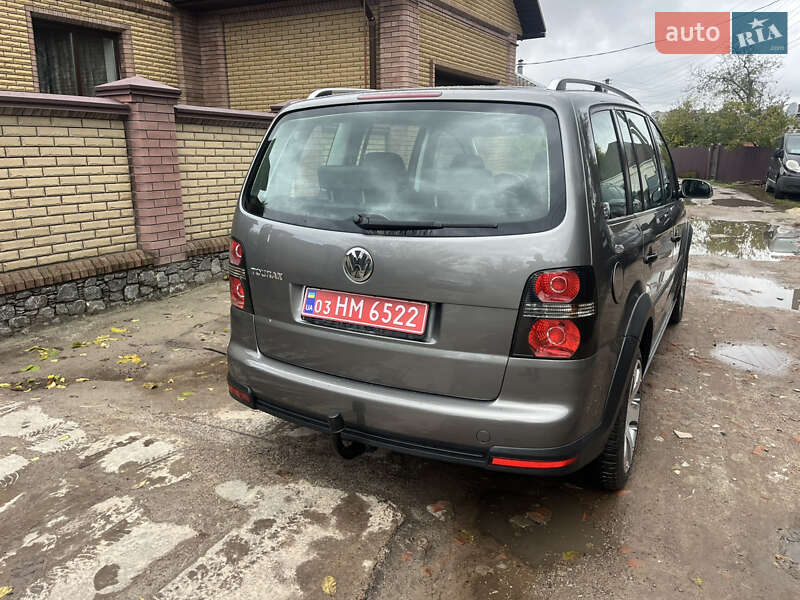 Минивэн Volkswagen Cross Touran 2008 в Ахтырке фото 9 Минивэн Volkswagen Cross Touran 2008 в Ахтырке
