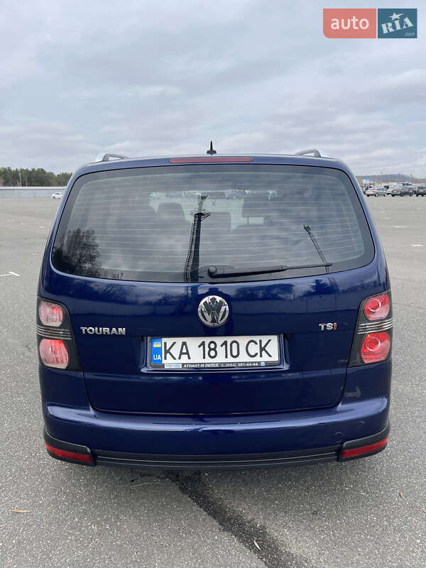 Минивэн Volkswagen Cross Touran 2008 в Киеве