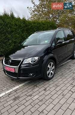 Минивэн Volkswagen Cross Touran 2008 в Луцке