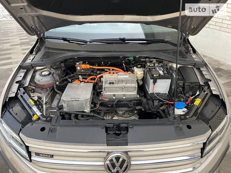 Седан Volkswagen e-Bora 2019 в Борисполе
