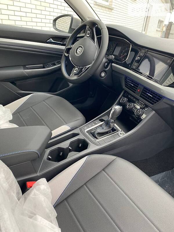 Седан Volkswagen e-Bora 2019 в Борисполе