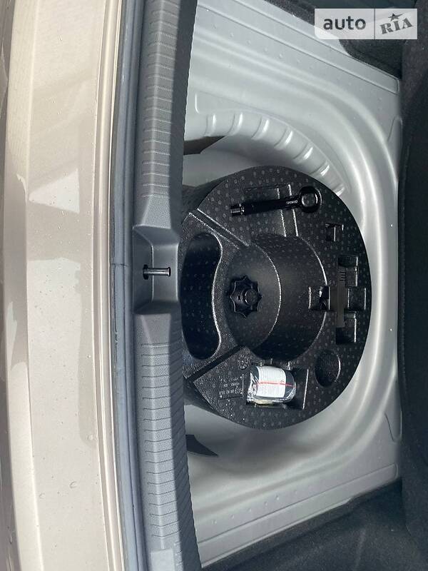 Седан Volkswagen e-Bora 2019 в Борисполе