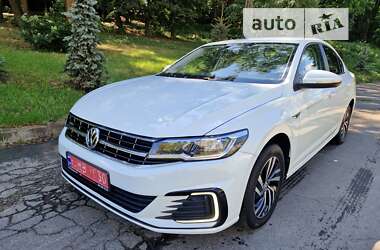 Седан Volkswagen e-Bora 2019 в 