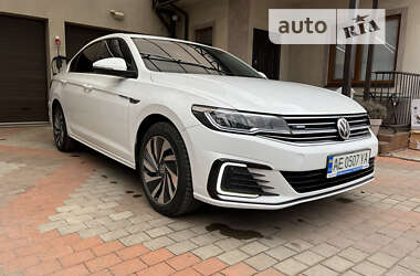 Седан Volkswagen e-Bora 2019 в Днепре