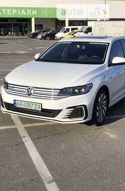 Седан Volkswagen e-Bora 2019 в Києві