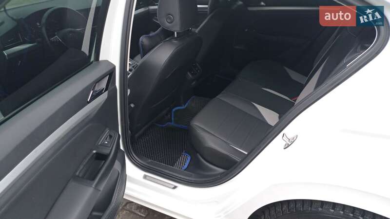 Седан Volkswagen e-Bora 2019 в Хмельницькому